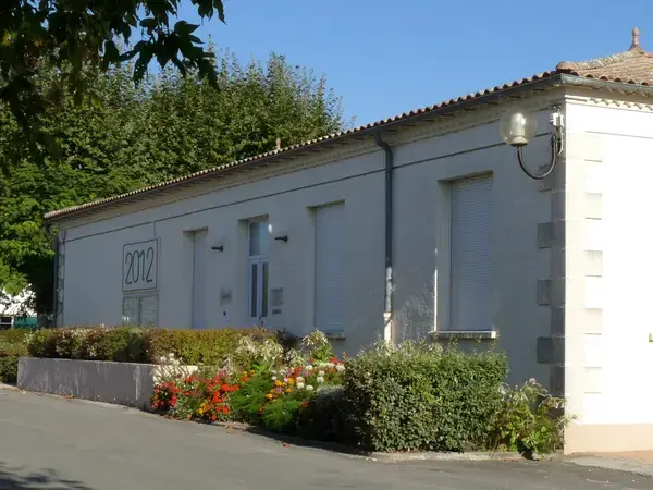 Borne de Recharge 33 Installateur borne de recharge Gaillan-en-Médoc