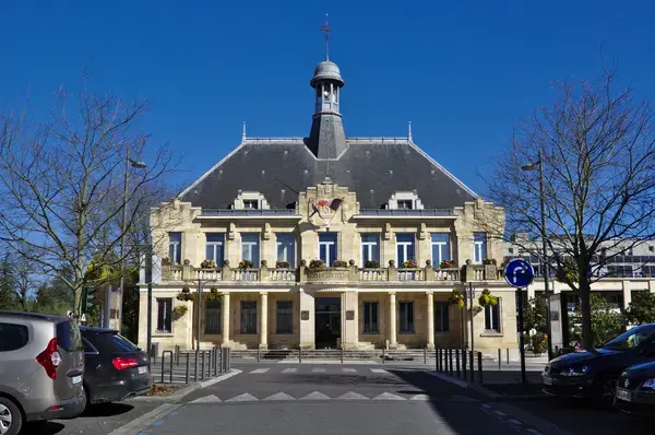 Borne de Recharge 33 Installateur borne de recharge Saint-Médard-en-Jalles